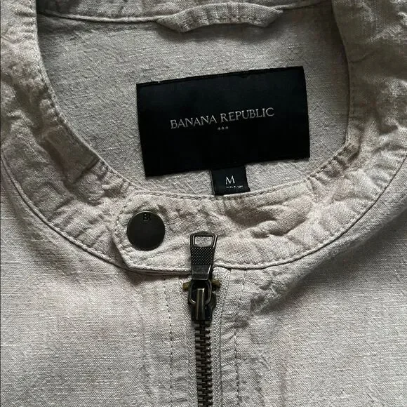 Like New! Banana Republic Linen-Blend Bomber Jacket in Sand in Size M